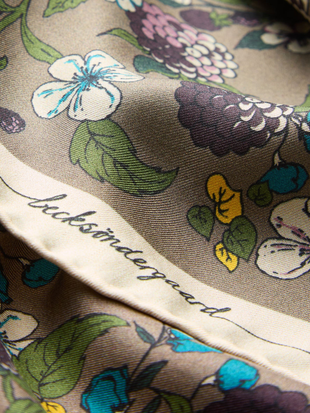 Autumn Blackberry Sia Scarf OneSize BeckSöndergaard