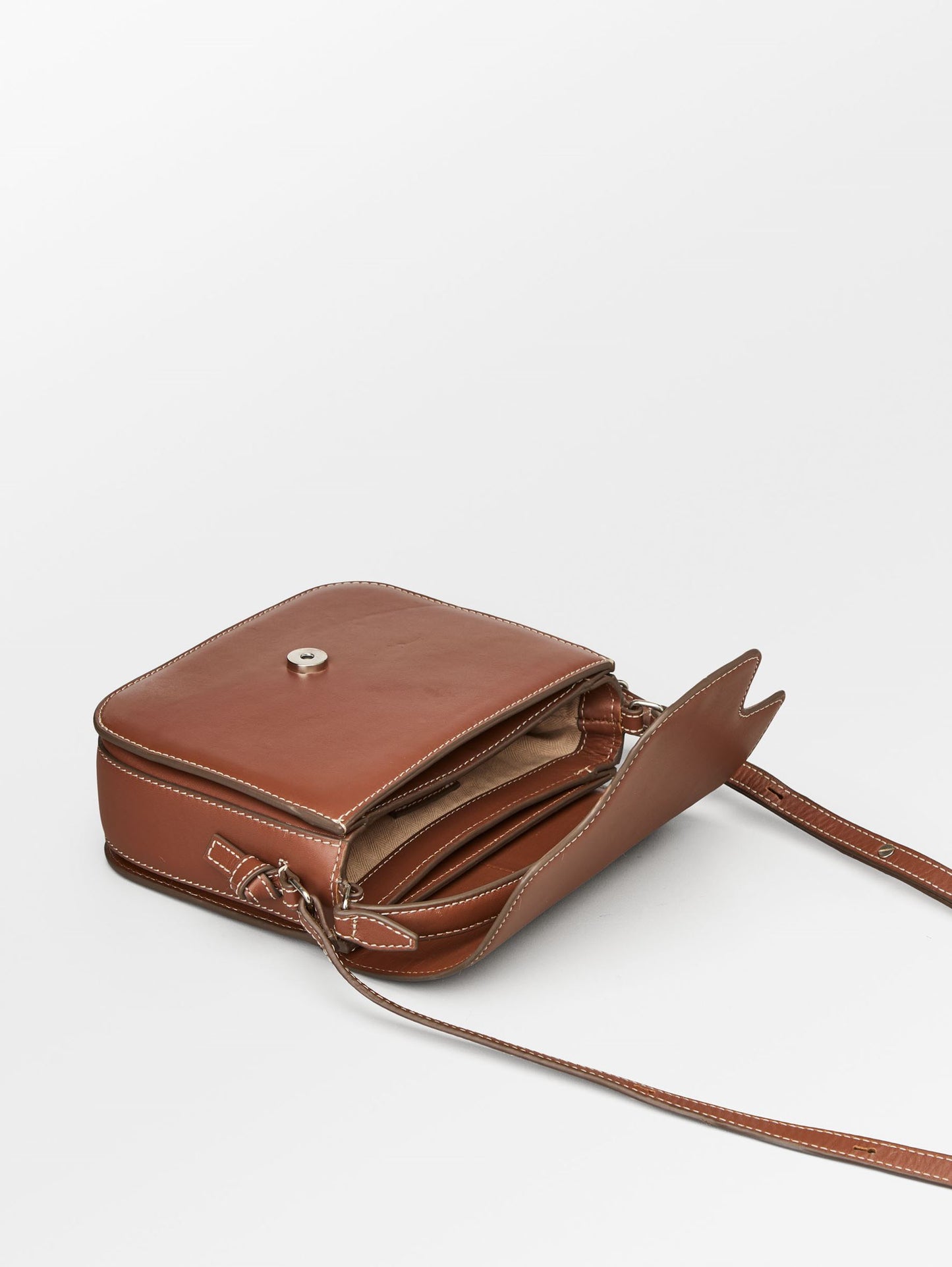 Glossy Iris Leather Crossbody Bag - Brown OneSize BeckSöndergaard