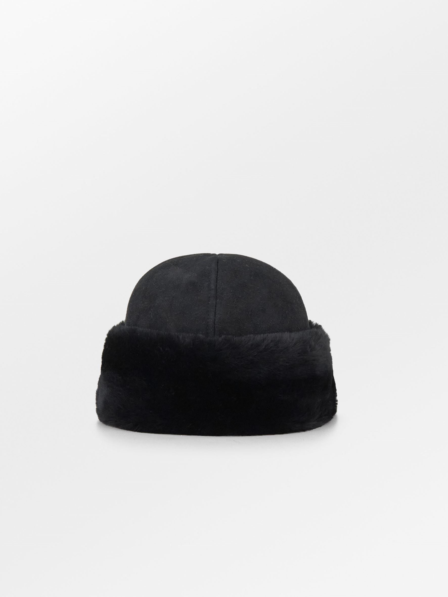 Dora Shearling Hat – Becksöndergaard.com