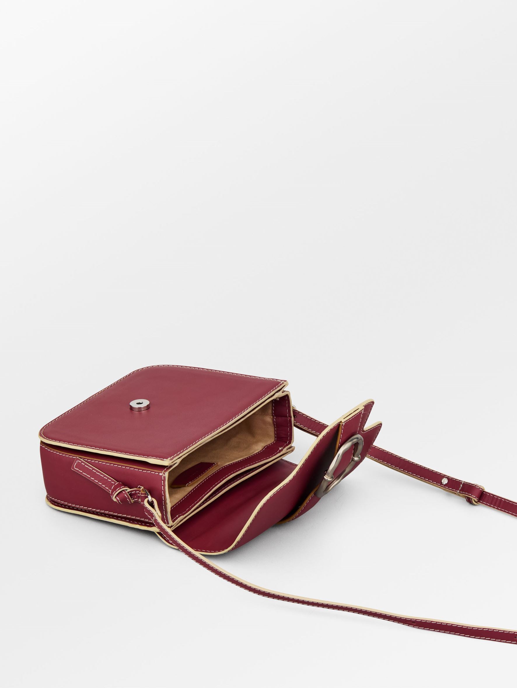 Glossy Iris Buckle Bag OneSize BeckSöndergaard