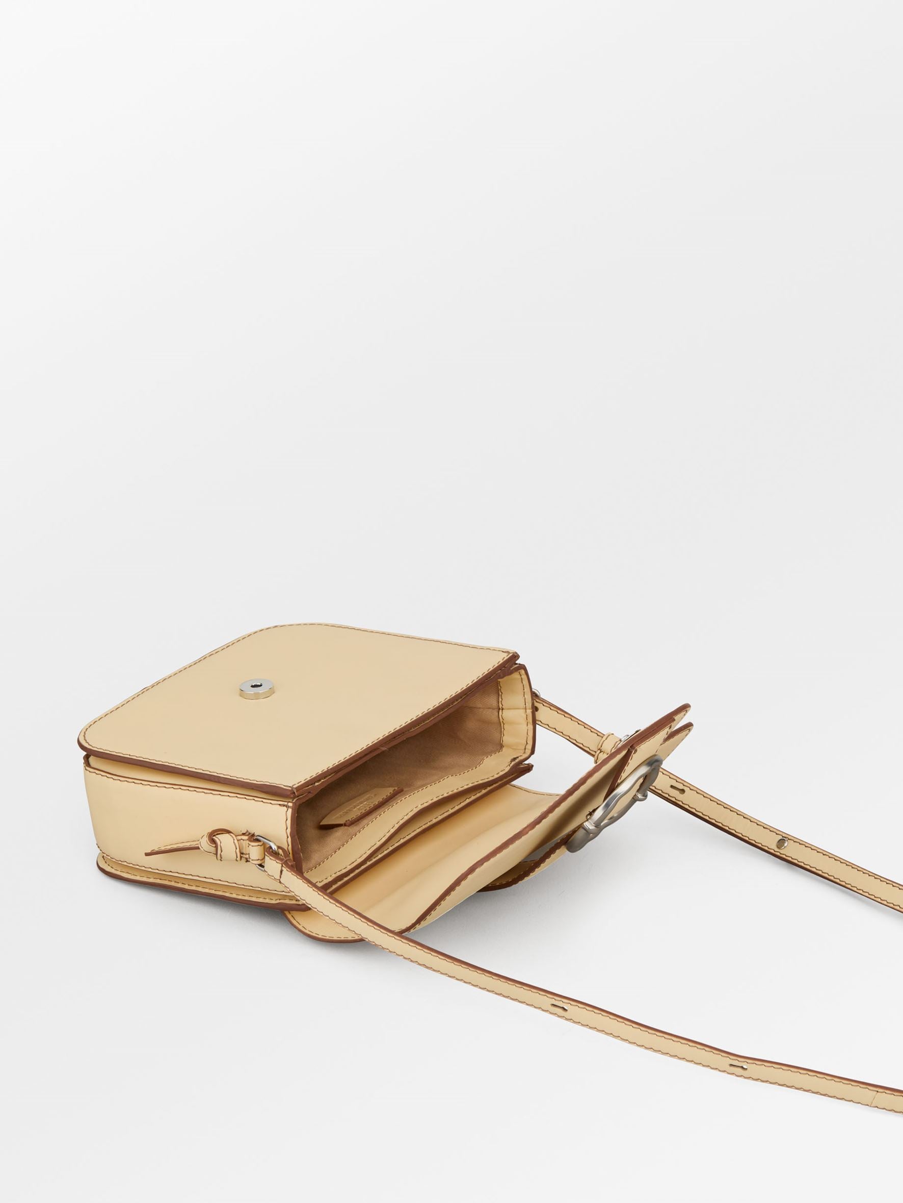 Glossy Iris Buckle Bag OneSize BeckSöndergaard