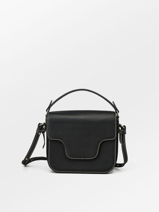 Glossy Iris Leather Crossbody Bag - Black OneSize   BeckSöndergaard