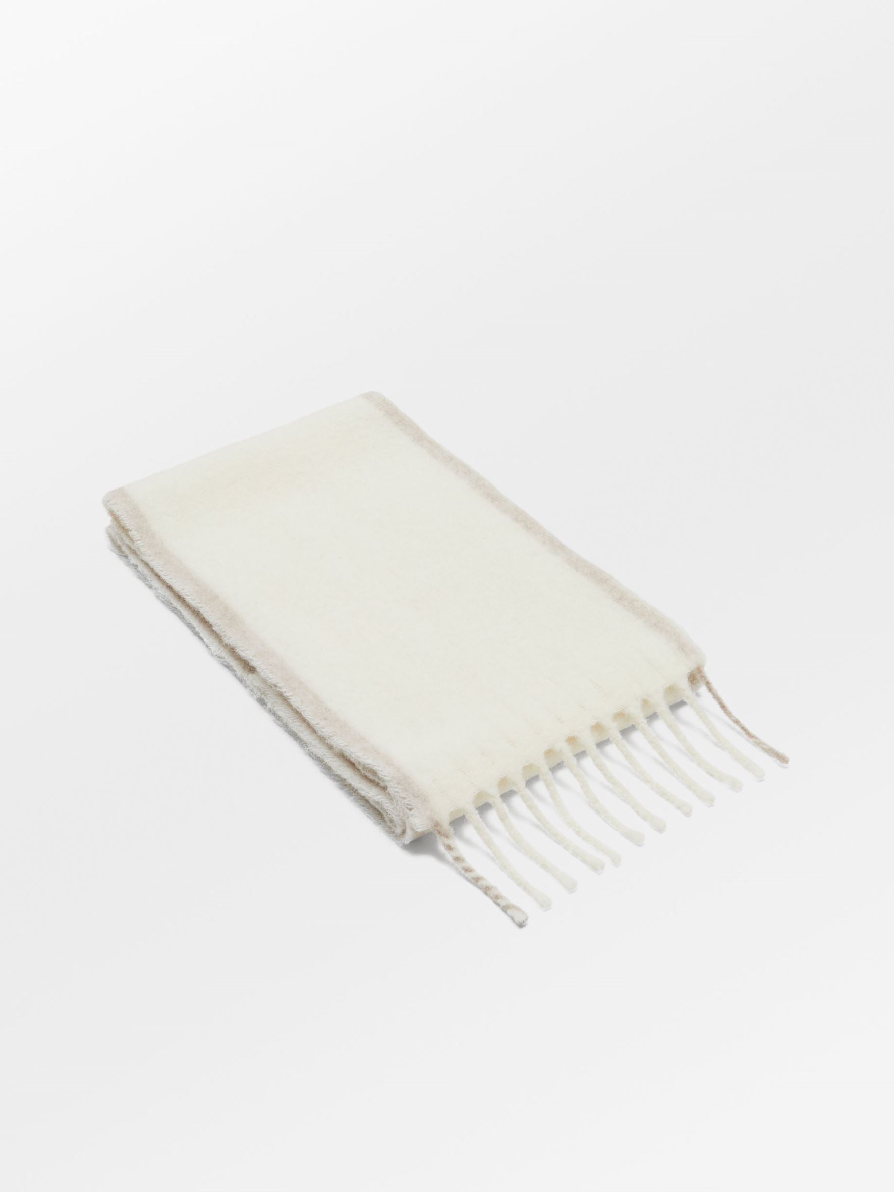 Solid Yuta Scarf OneSize BeckSöndergaard