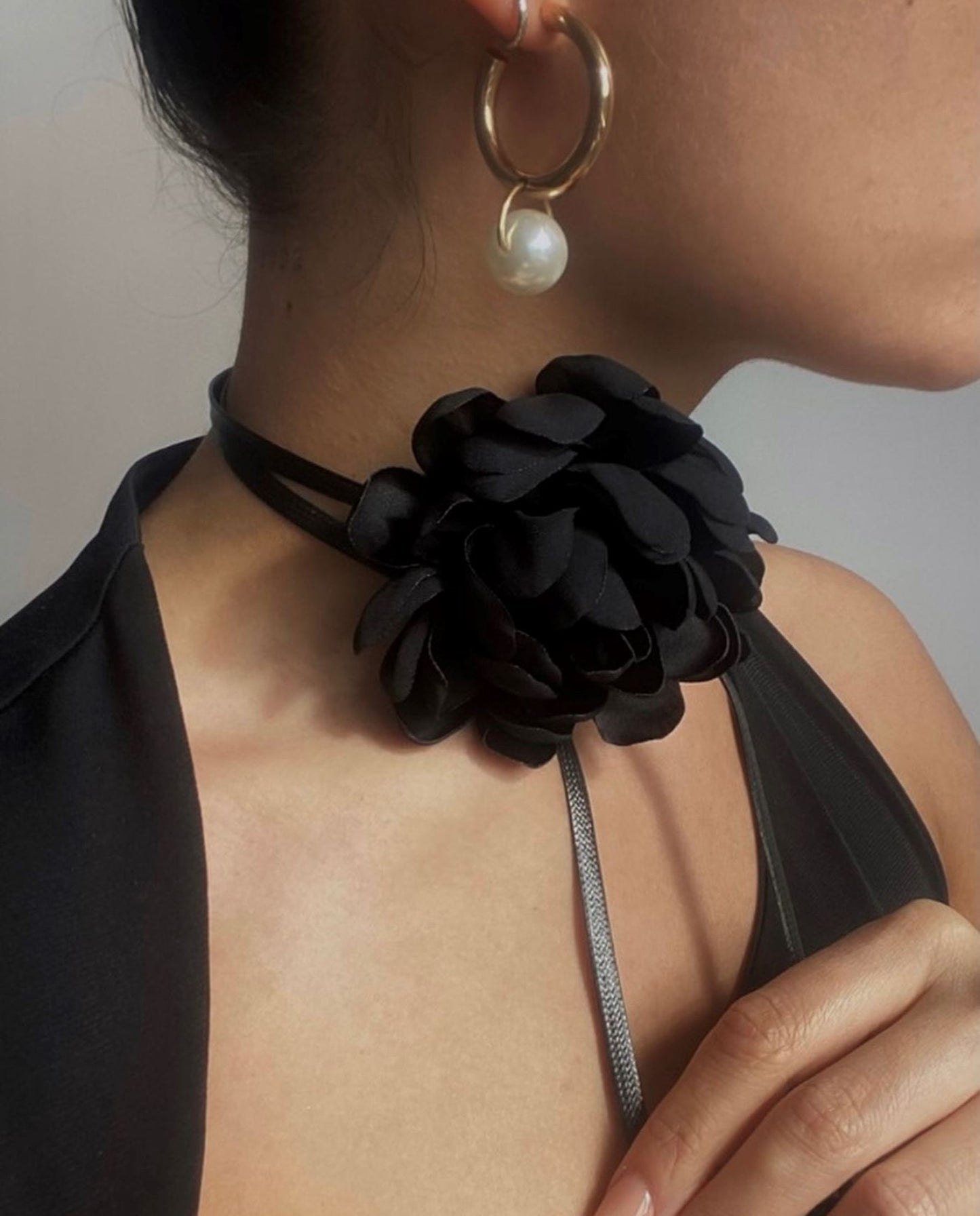 Flowria Choker - Black OneSize   BeckSöndergaard